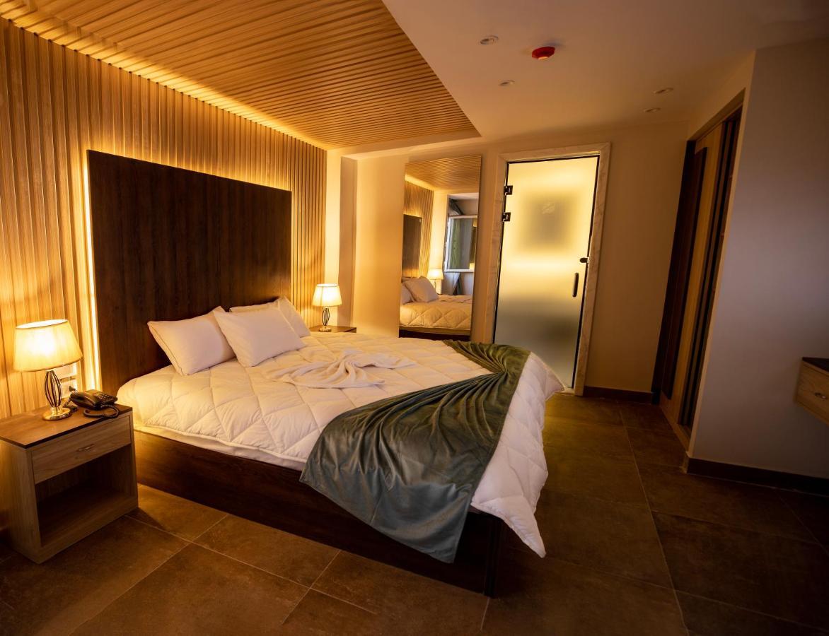 Blue Pyramids Eyes Hotel Al Kawm al Akhdar エクステリア 写真