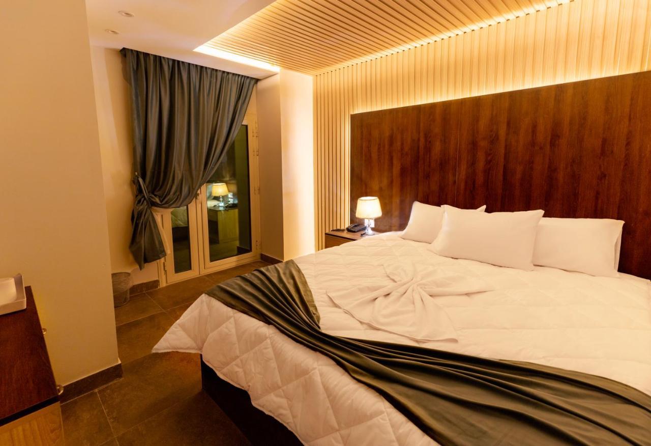 Blue Pyramids Eyes Hotel Al Kawm al Akhdar エクステリア 写真